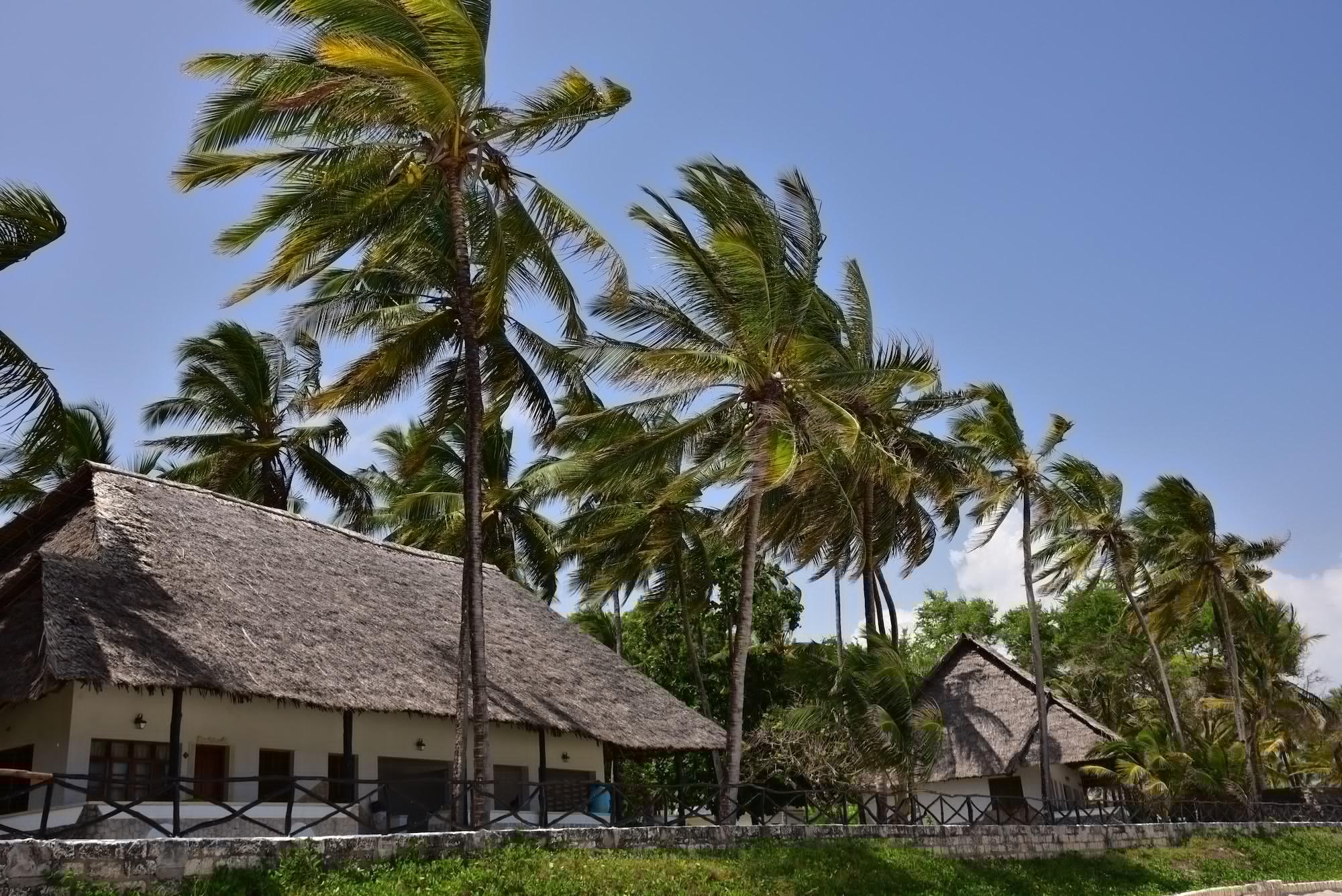 Kilifi Bay Beach Resort Exterior foto